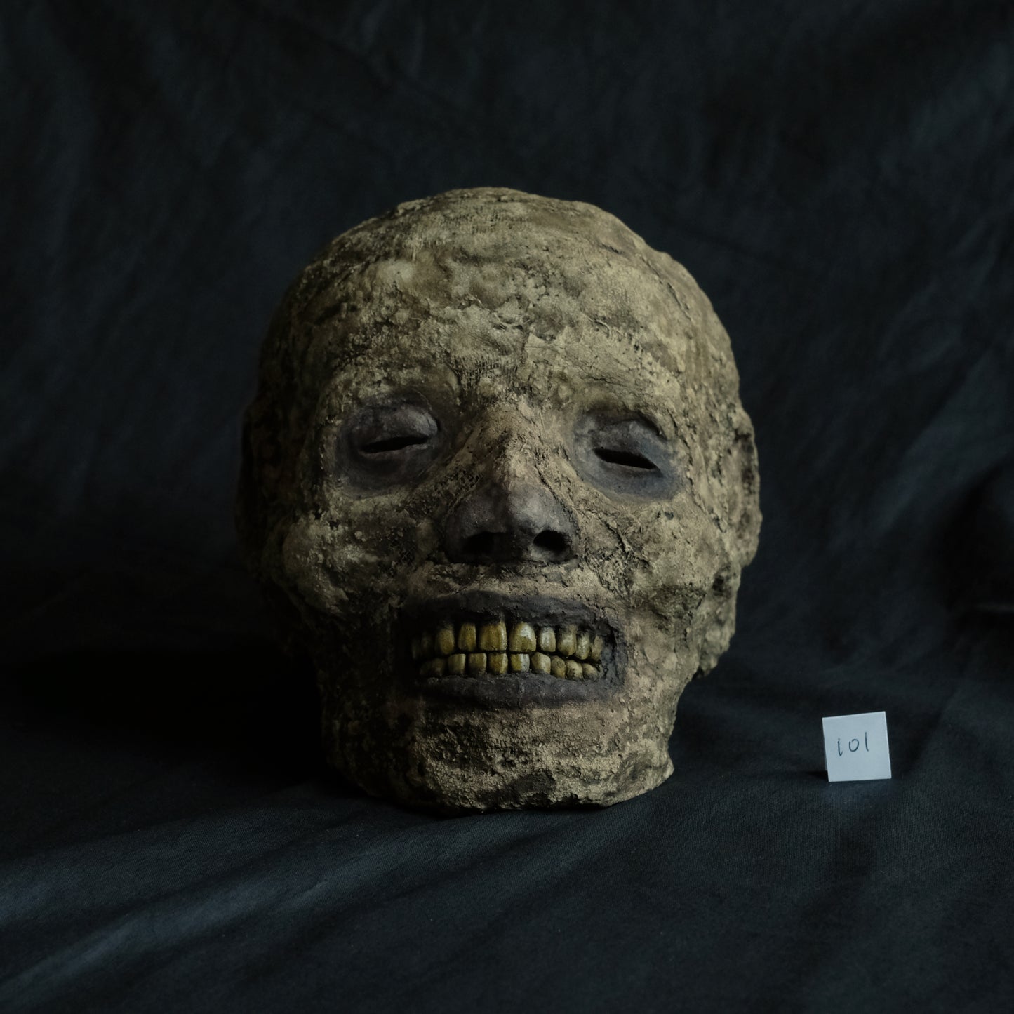 Replica mummified head